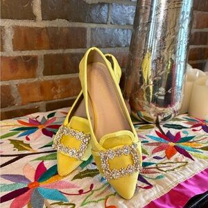 Chase + Chloe Bright Yellow Crystal-Embellished Pointed Flats
